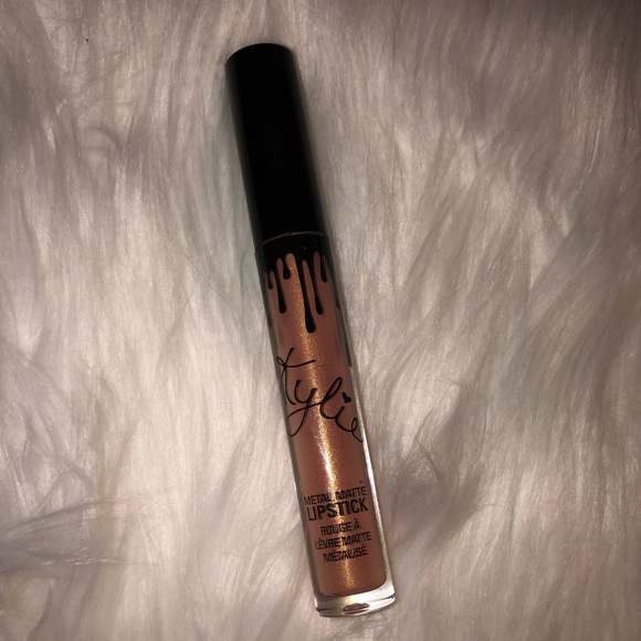 Kylie Cosmetics Other - Kylie Cosmetics Heir Metal Matte Lipstick Kylie Cosmetics Other - Kylie Cosmetics Heir Metal Matte Lipstick